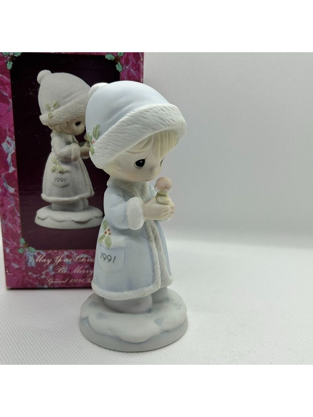 Precious Moments "May your Christmas be merry" 1991 Annual figurine